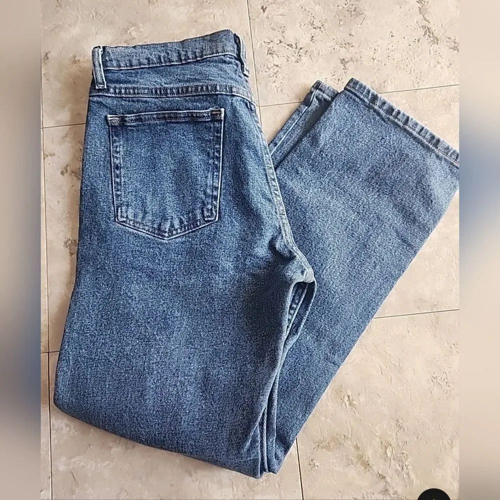 8 Wrangler Classic Men's 33/30 Straight Leg Jeans Premium Quality & Comfort